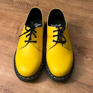 Yellow Dr. Martens 1461 leather lace up shoes, ladies size 10, NWOT